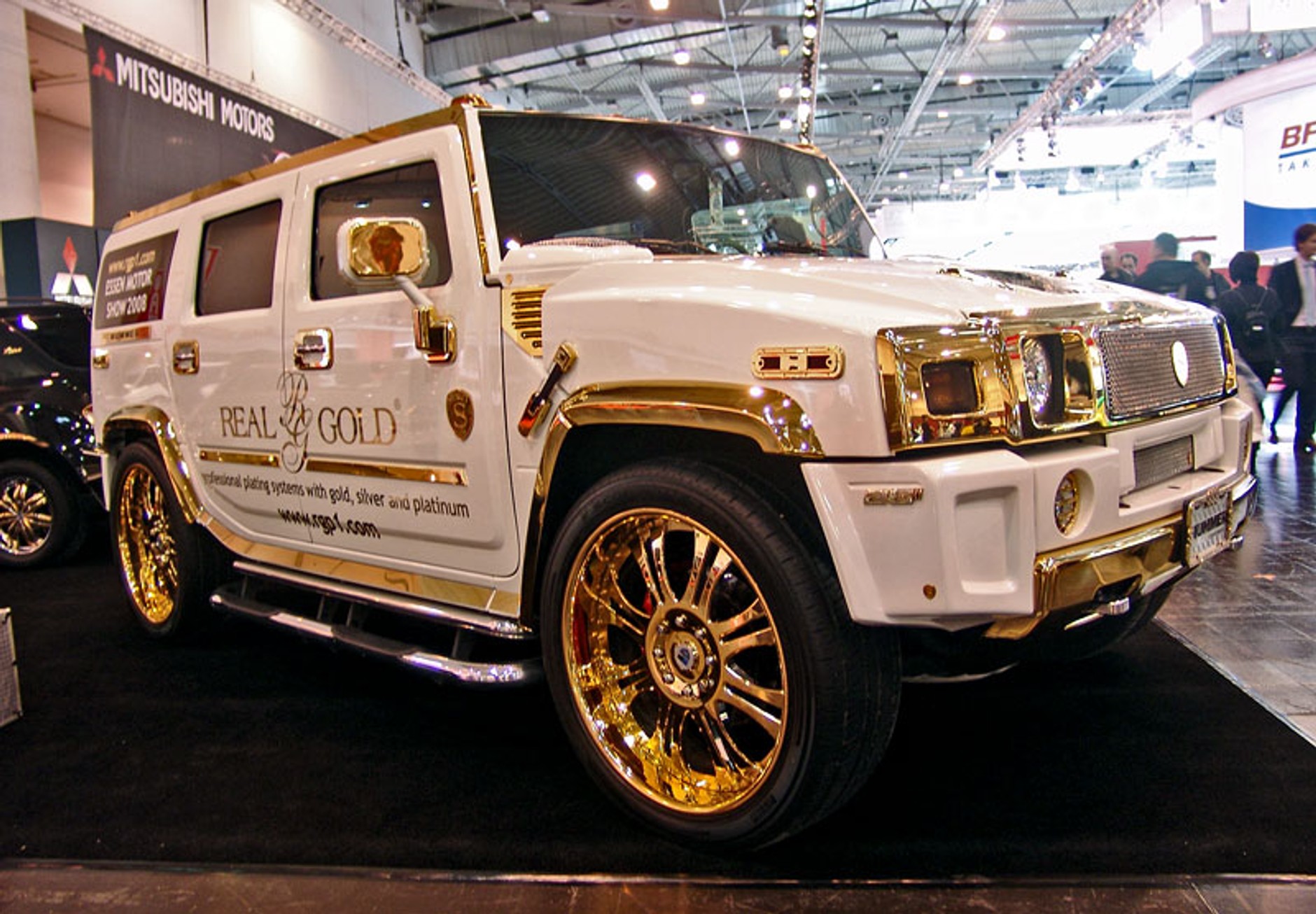 Essen Motor Show 2008: złoty Hummer dla bogatych