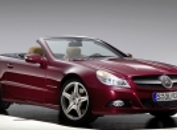 Sportowa ofensywa Mercedesa