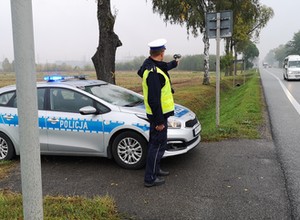 Noga z gazu, czyli policyjne kontrole we Wszystkich Świętych