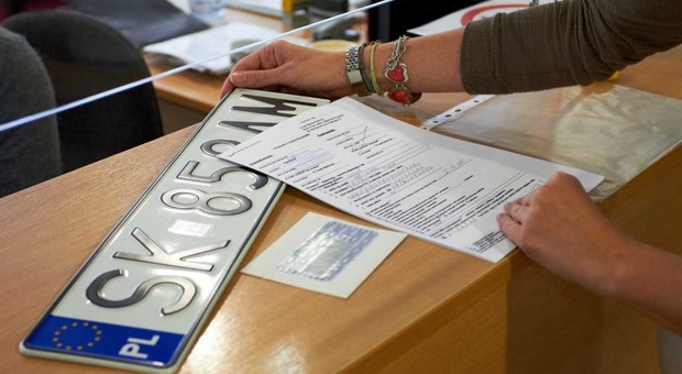 Nowe auto odbierzemy już zarejestrowane - od czerwca zmiany w przepisach