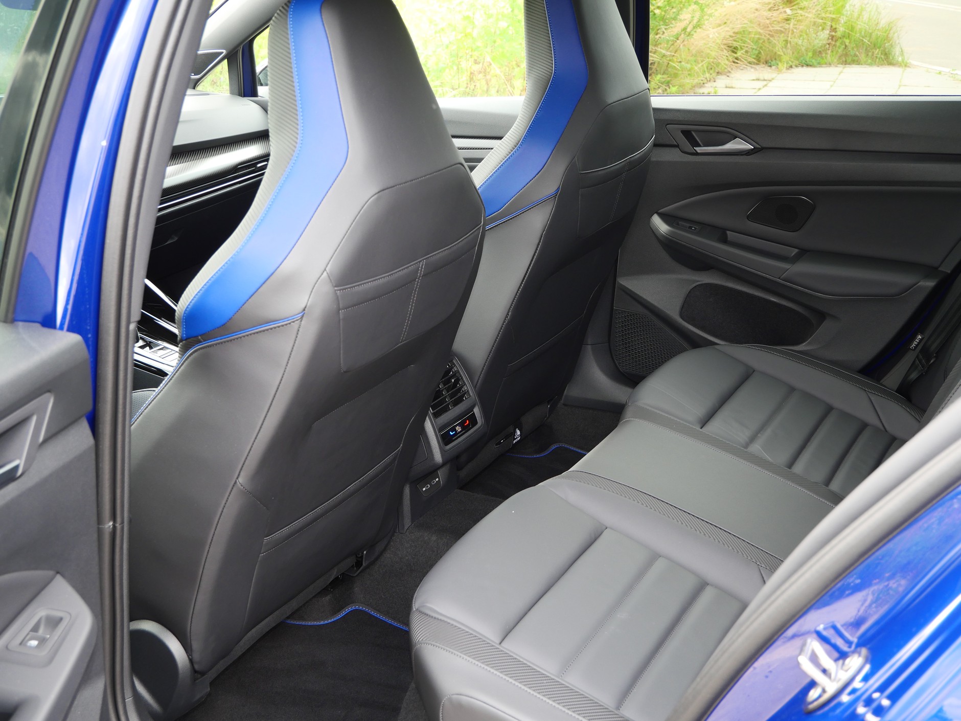 Volkswagen Golf R Variant (2025)