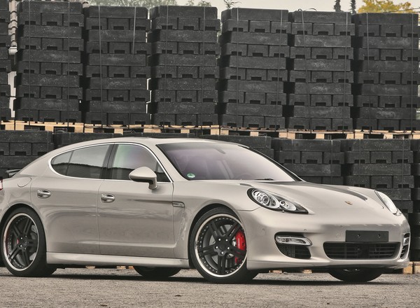 Porsche Panamera - Dodatkowe 50 KM dzięki modyfikacji komputera