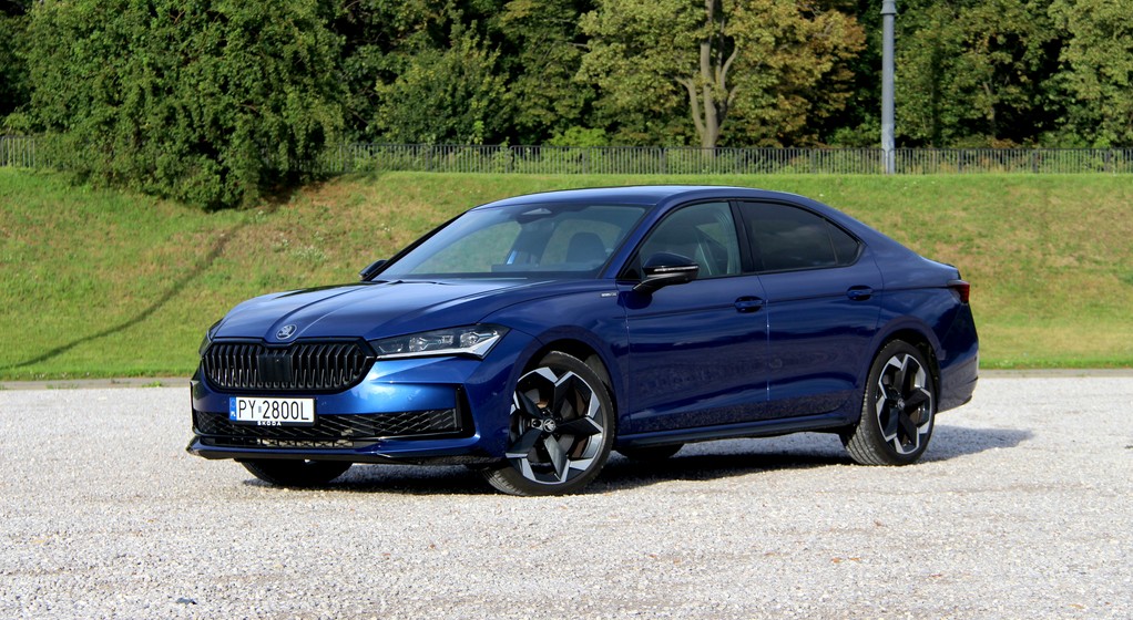Skoda Superb 2.0 TSI 4x4 Sportline