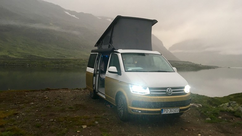 Volkswagen Califroania Ocena w krainie fiordów i trolli