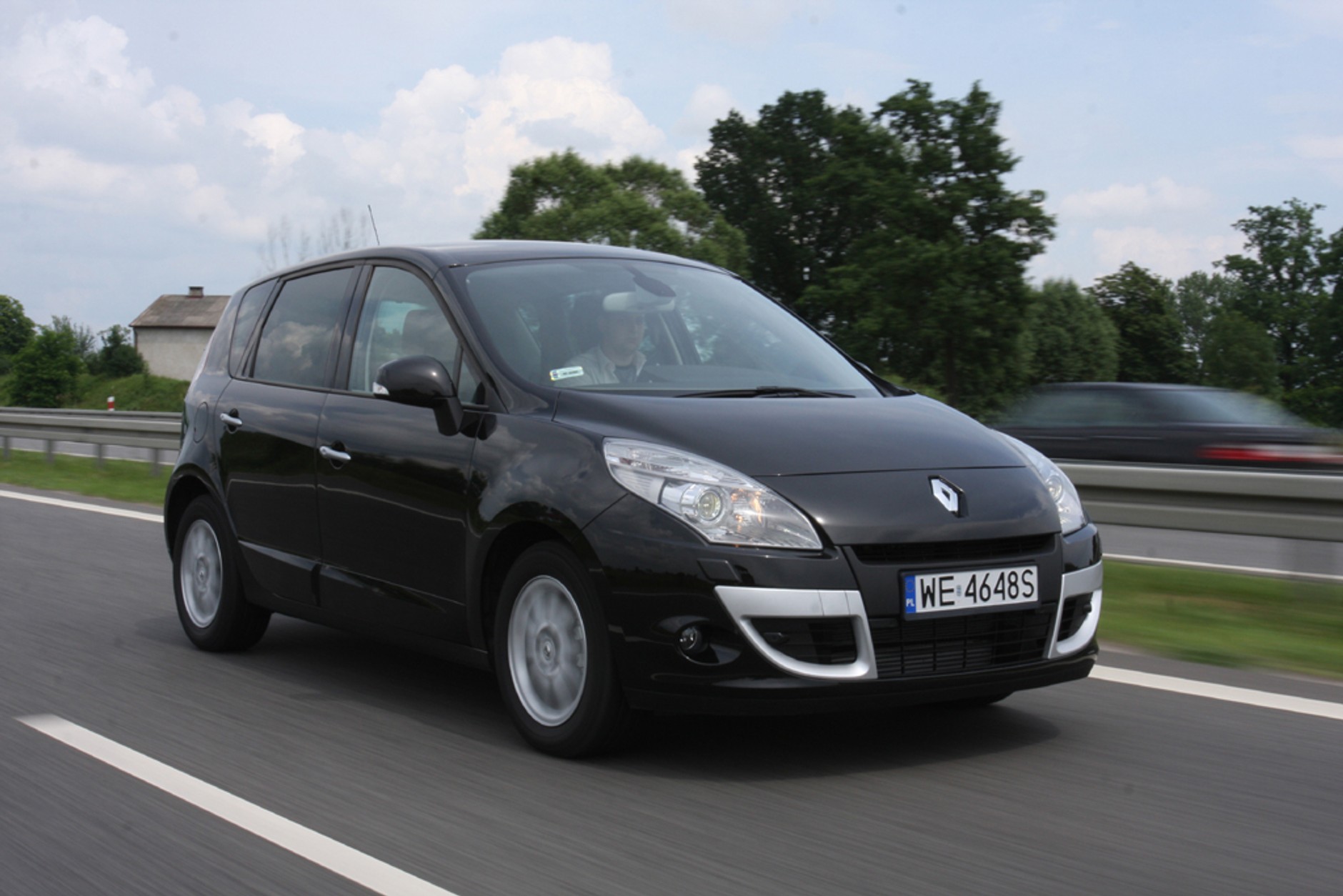 Renault Scenic: Funkcjonalność po francusku