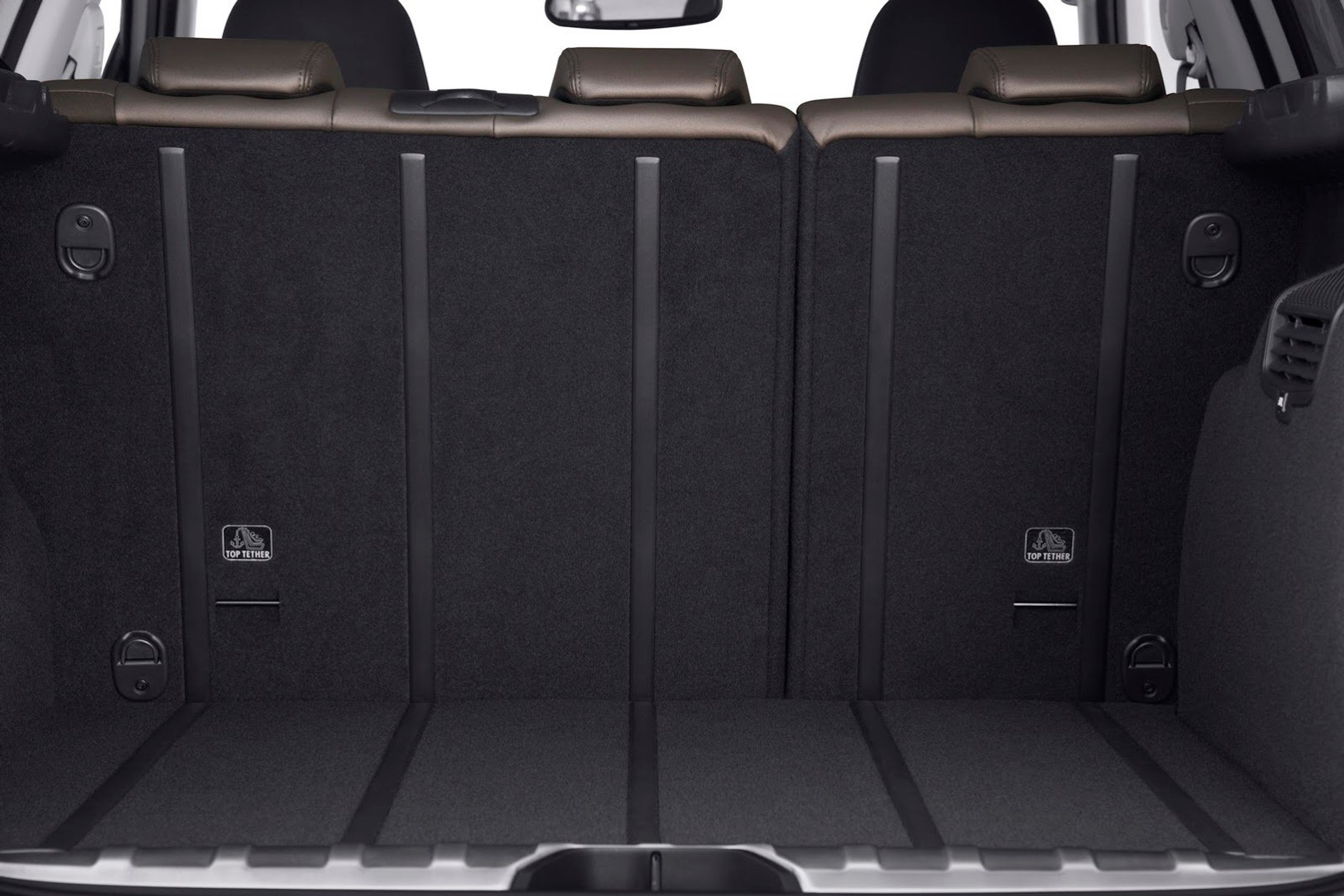 Genewa 2013: Peugeot 2008 – model globalny