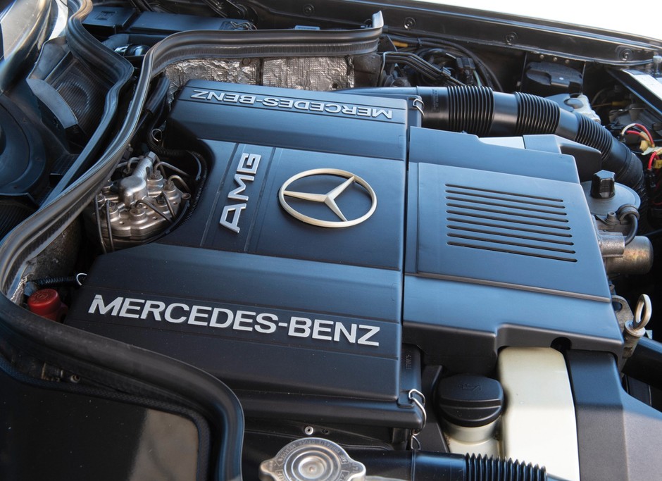 Mercedes 300 CE 6.0 AMG