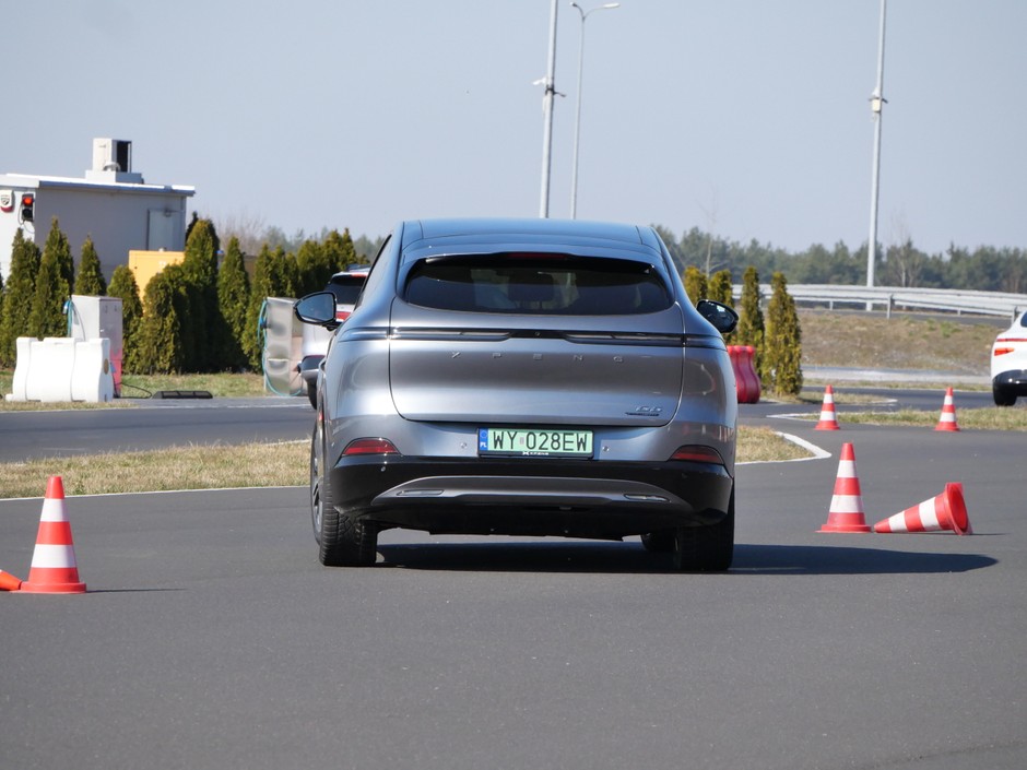 XPeng G6