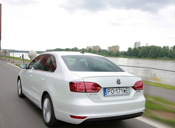 VW Jetta Hybrid: Hybryda z doładowaniem
