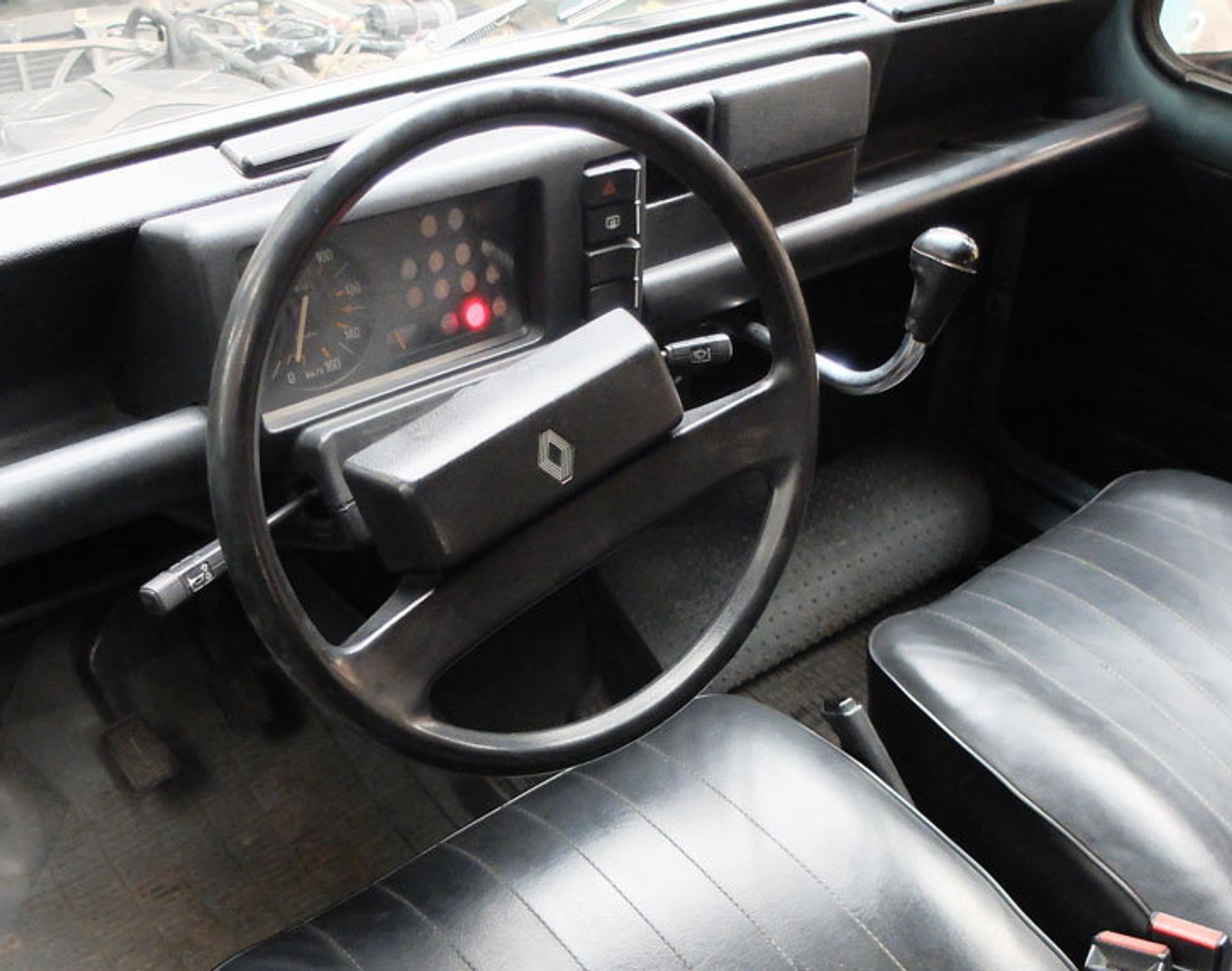 Renault 4