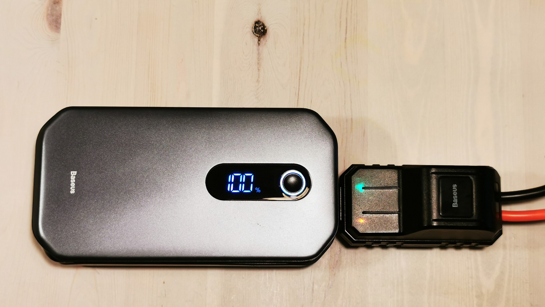 Baseus CRJS03-01 – powerbank z podłączonym modułem wysokoprądowym