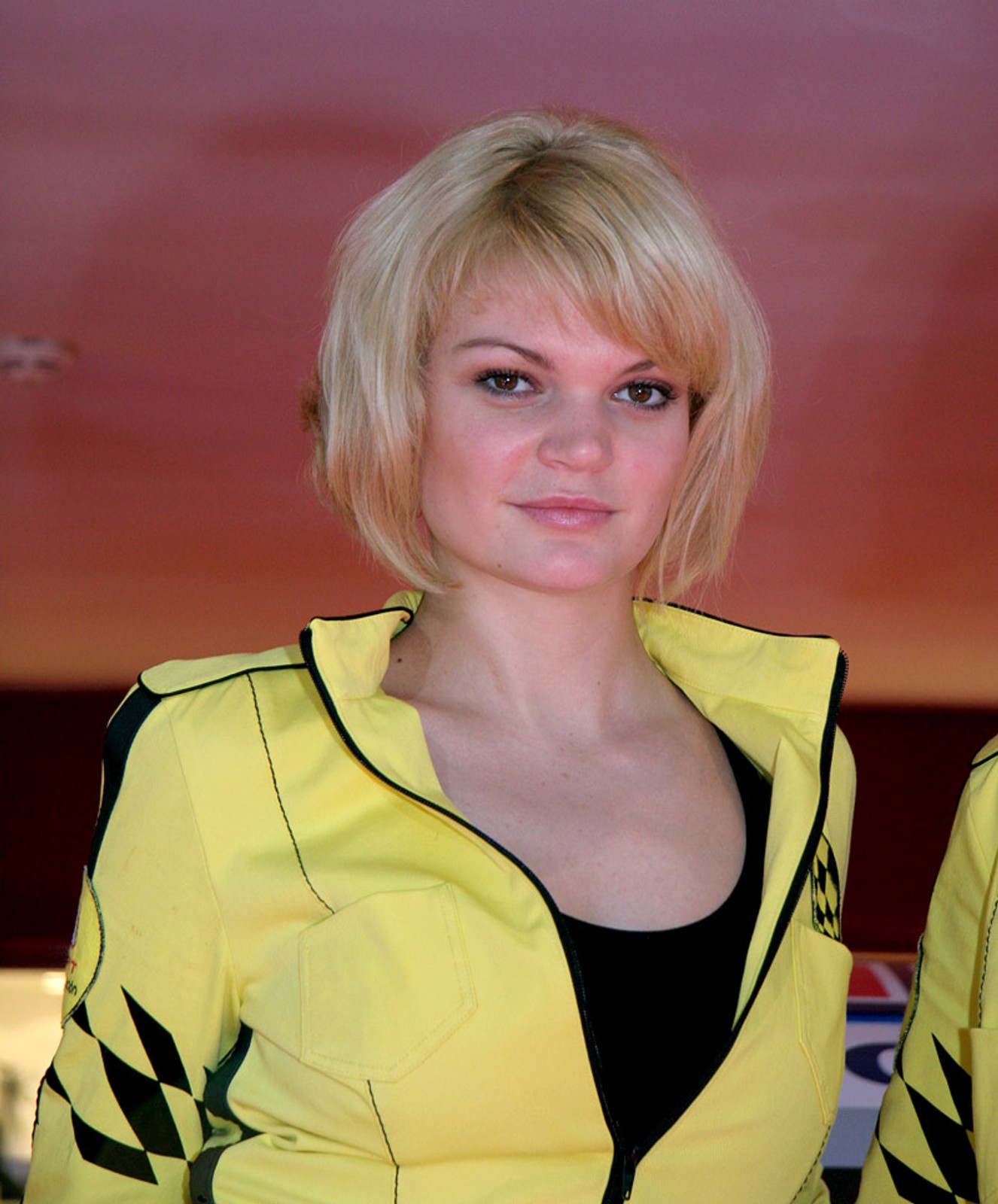 IAA Frankfurt 2007: fotogaleria 4. część – kobiety, kobiety, kobiety...