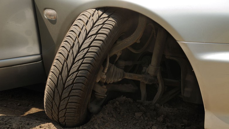 Takie mogą być skutki ignorowania stuków z zawieszenia