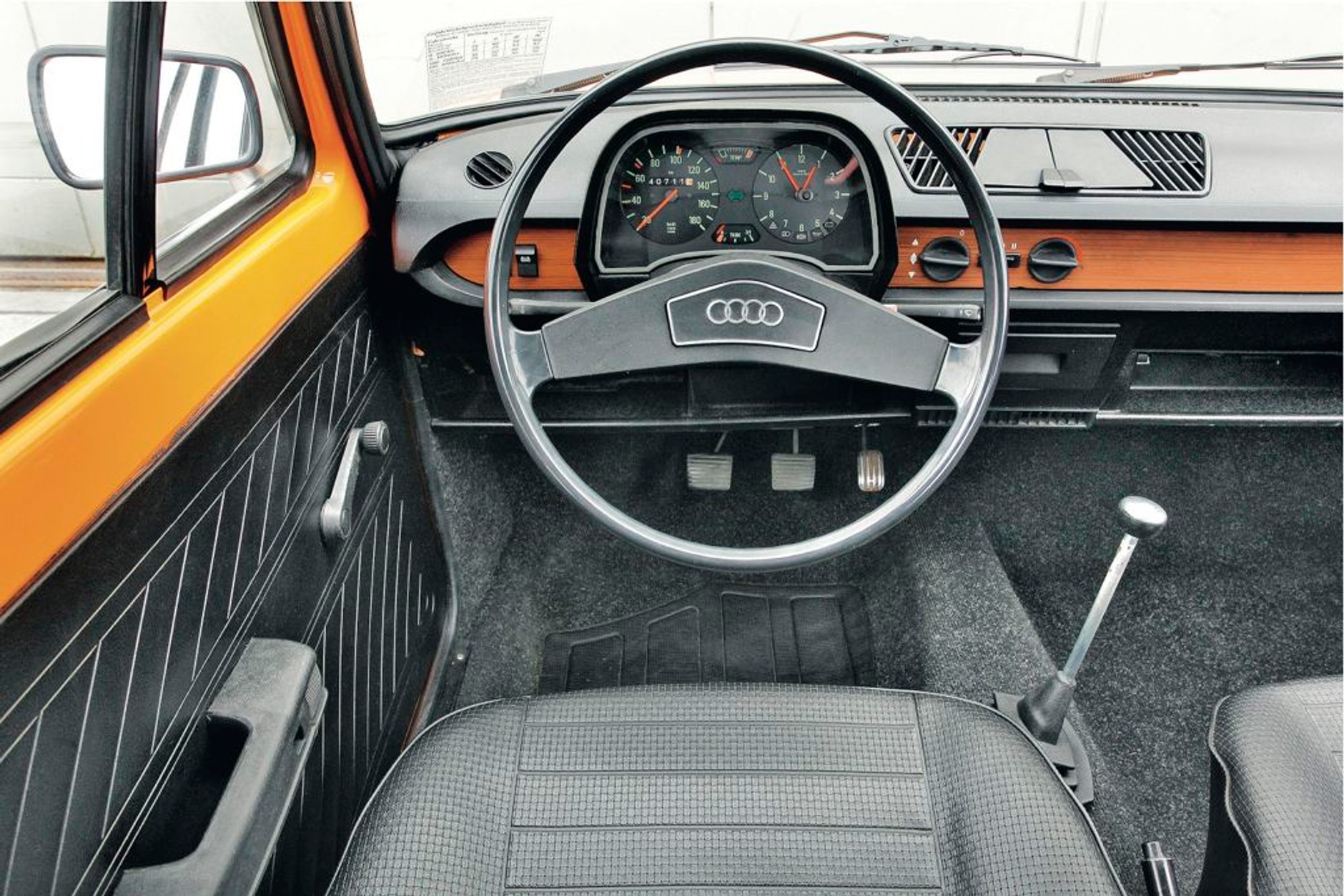 Audi 50