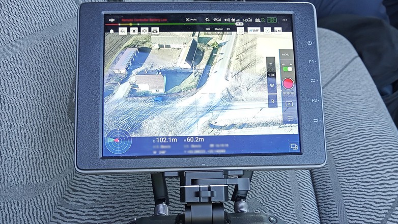 Monitor i kontroler drona policyjnego