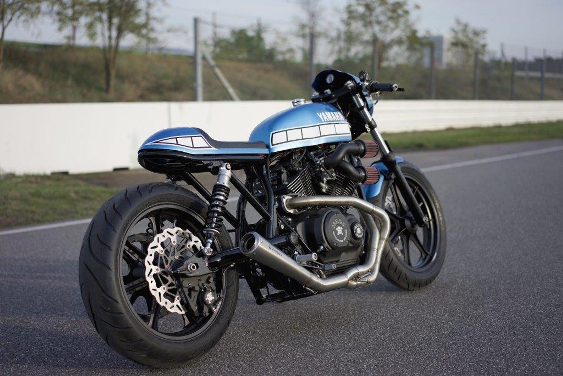 Yamaha XV950 „El Ratón Asesino”