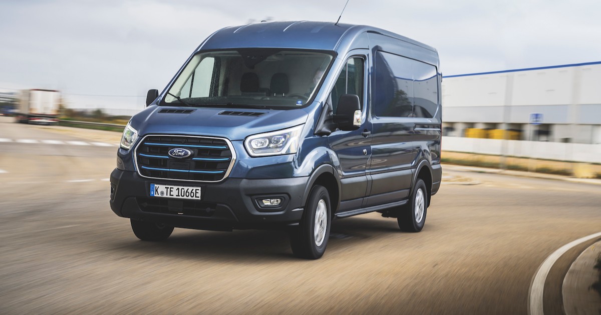 Ford E-Transit 1 generacja 2022 (Ford Pro)