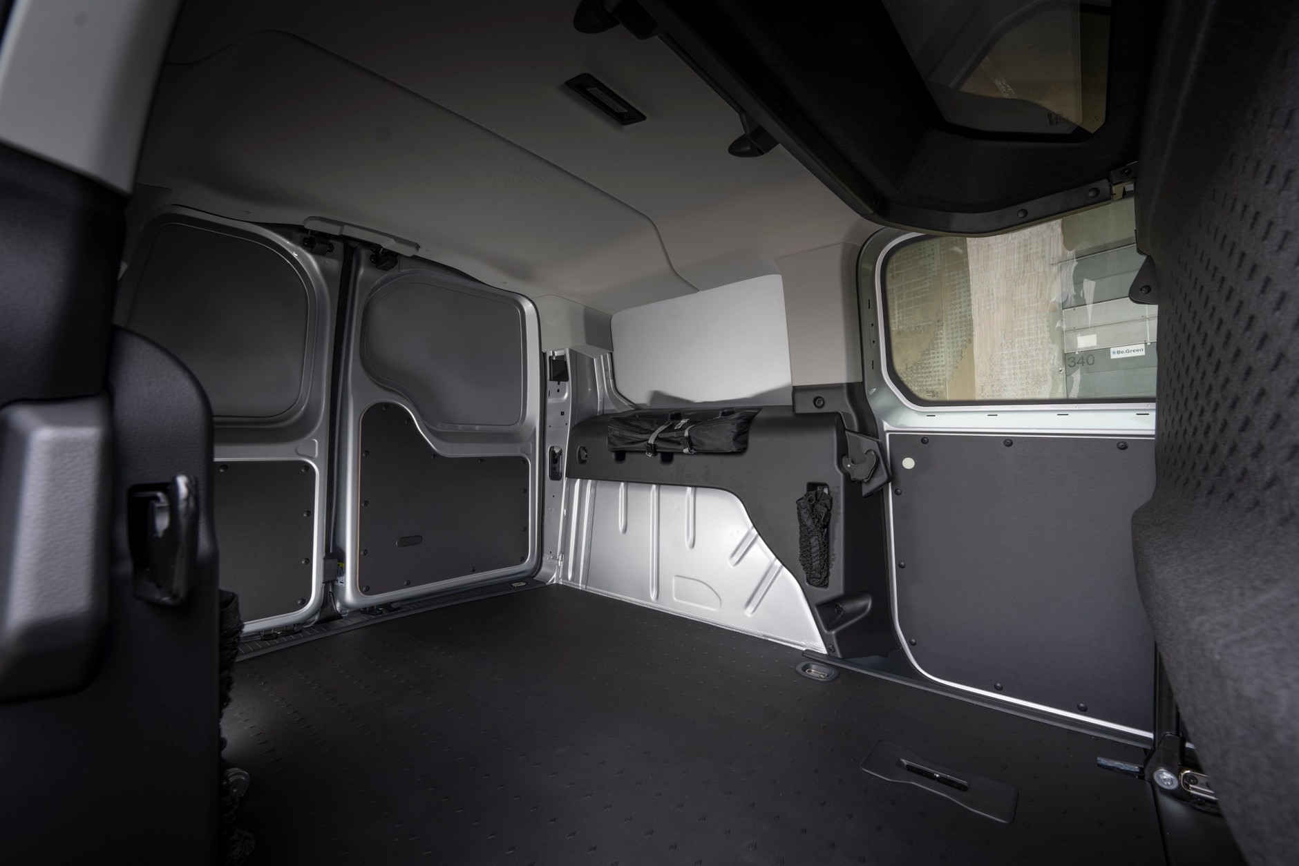Ford Transit Connect PHEV FlexCab