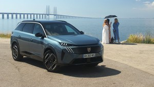 Peugeotem E-5008 na tropie skandynawskich kryminałów. Kto popełnił zbrodnię?
