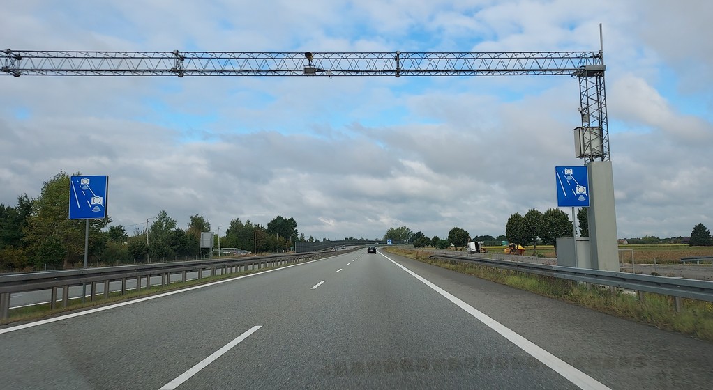 Odcinkowy pomiar prędkości