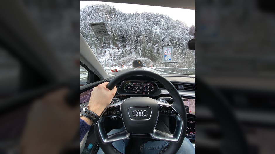 Audi e-tron