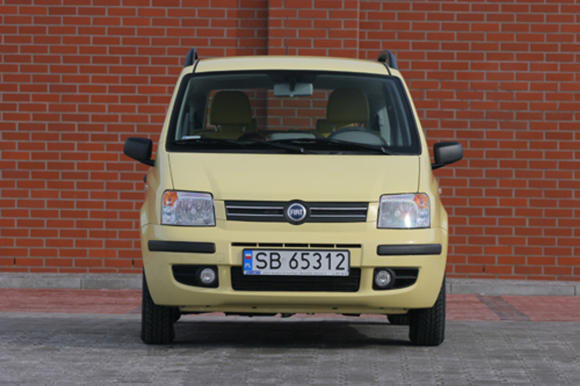 Używane auta do miasta, czyli auto idealne na kryzys