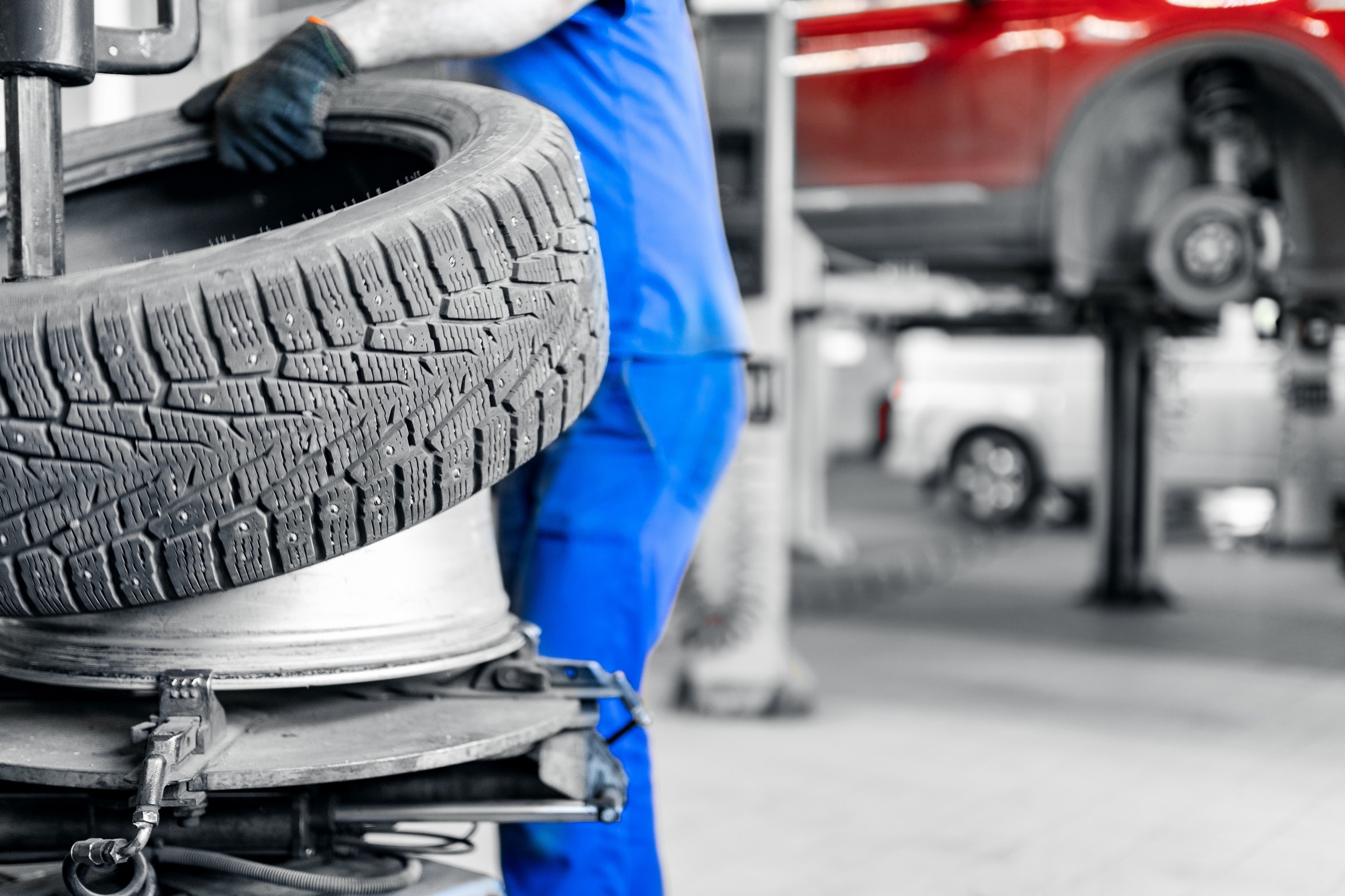 Ile kosztuje wymiana opon w 2026 r.? Lepiej usiądź. Dobrze, że mam całoroczne