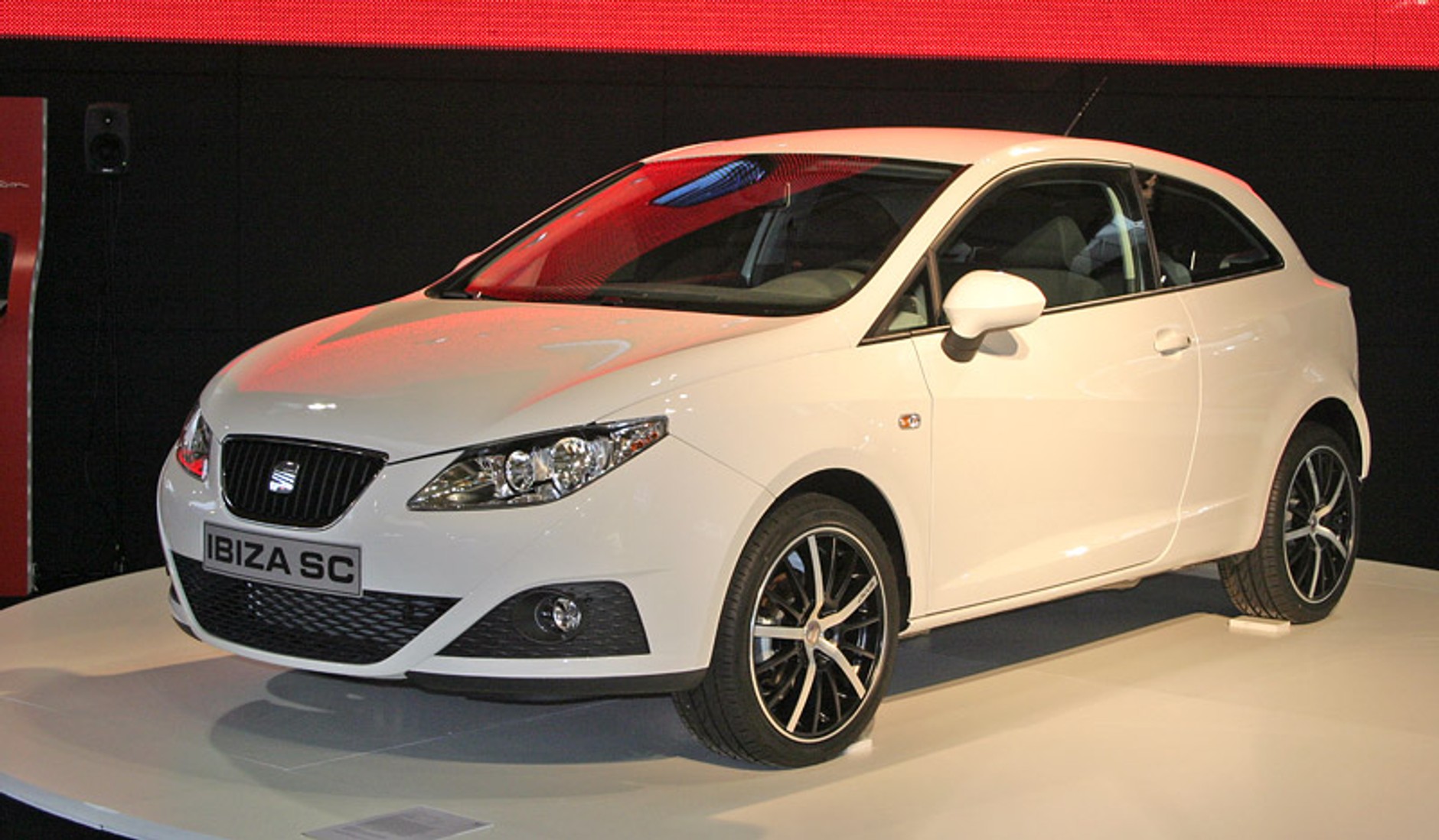 Autoshow Praha 2008: paryskie premiery w Pradze (Octavia, Soul, Insignia, Golf VI)