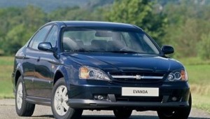 Chevrolet Evanda: niskobudżetowa limuzyna