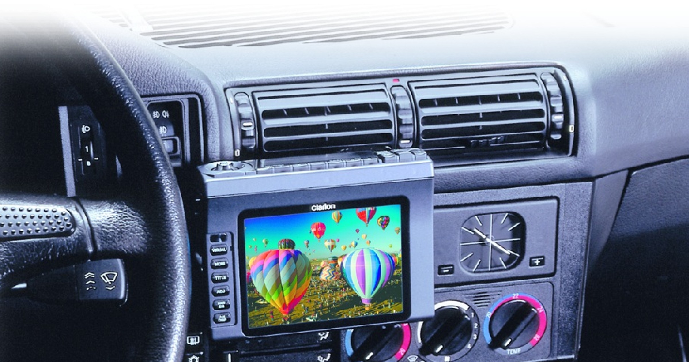 Clarion z serii VRX z 1998 roku.