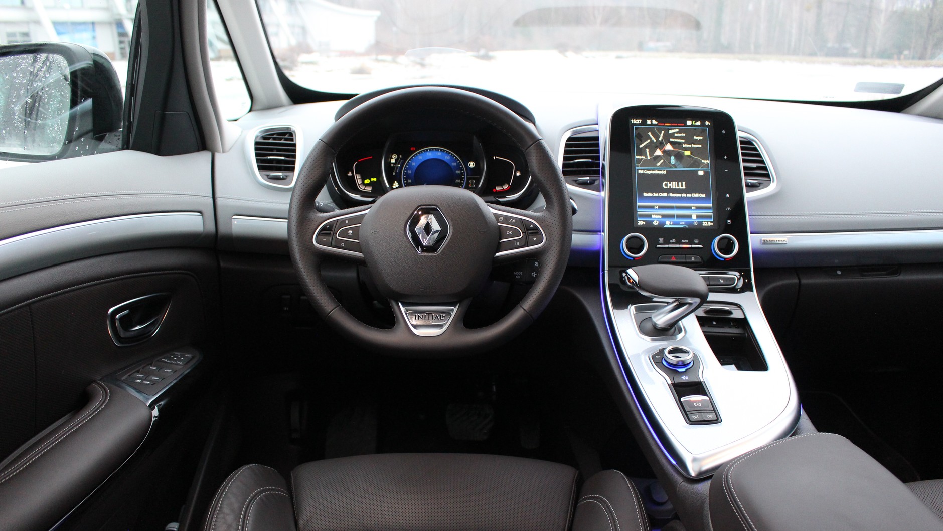 Renault Espace Initiale Paris wnętrze