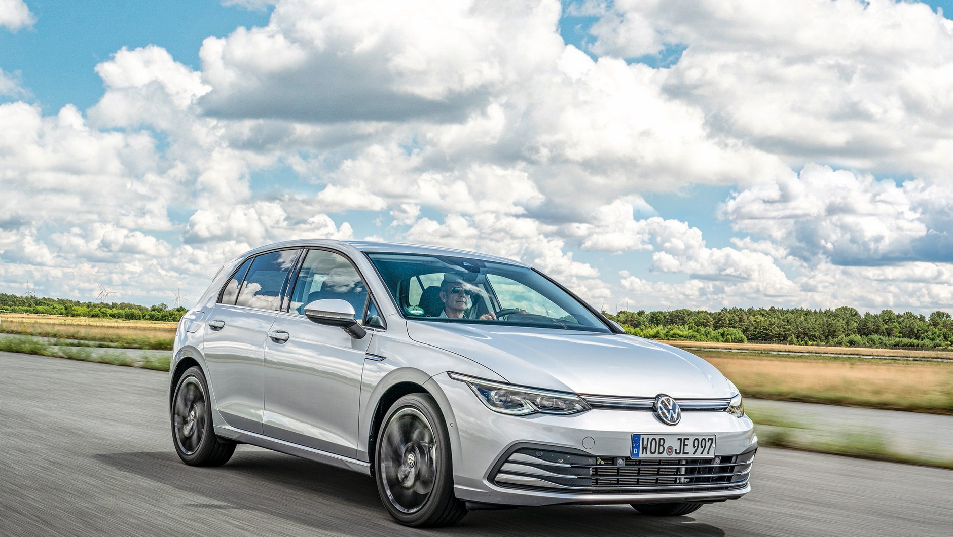 Volkswagen Golf jako jedyny w stawce ma regulowane amortyzatory.