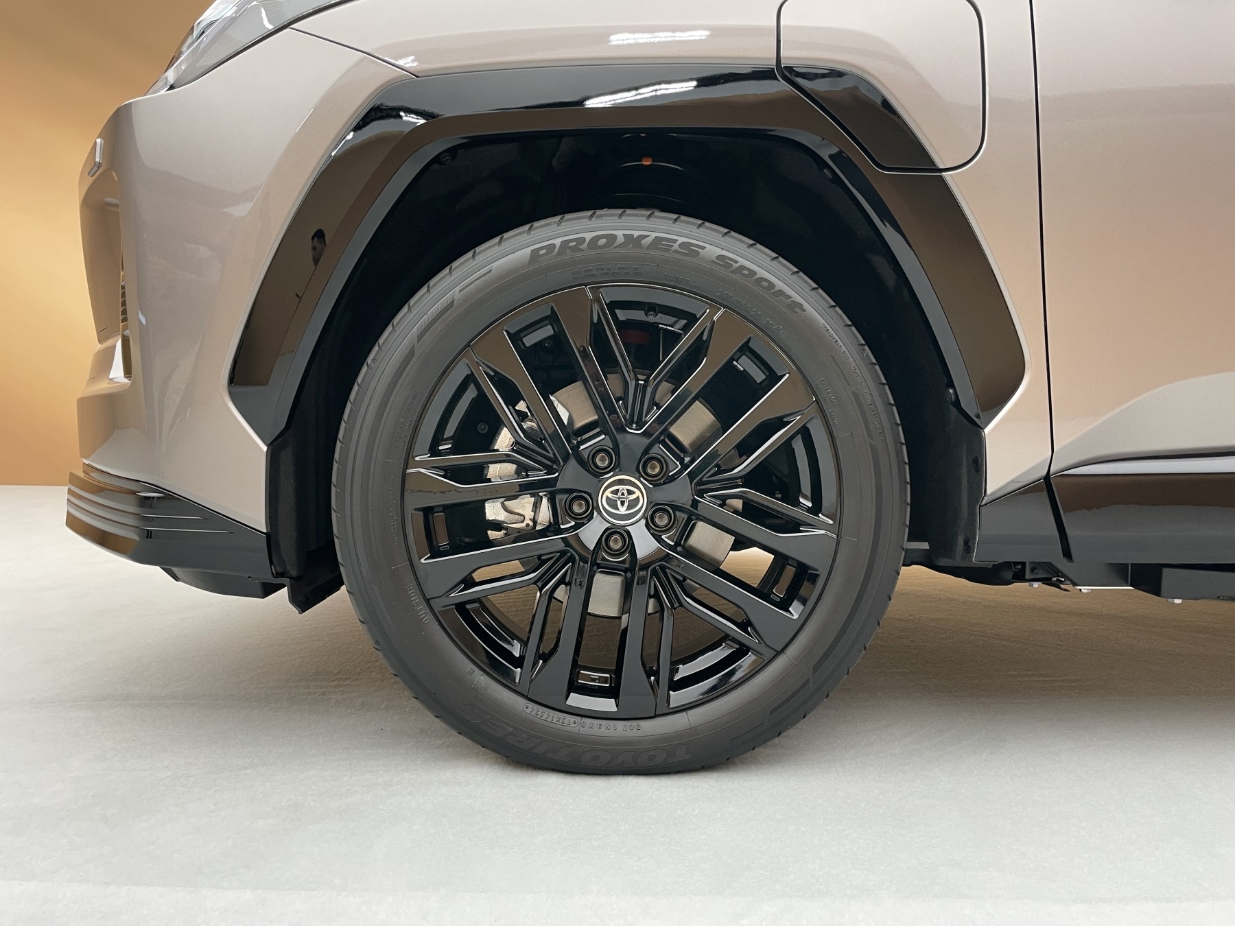 Nowa Toyota RAV4 (2025)