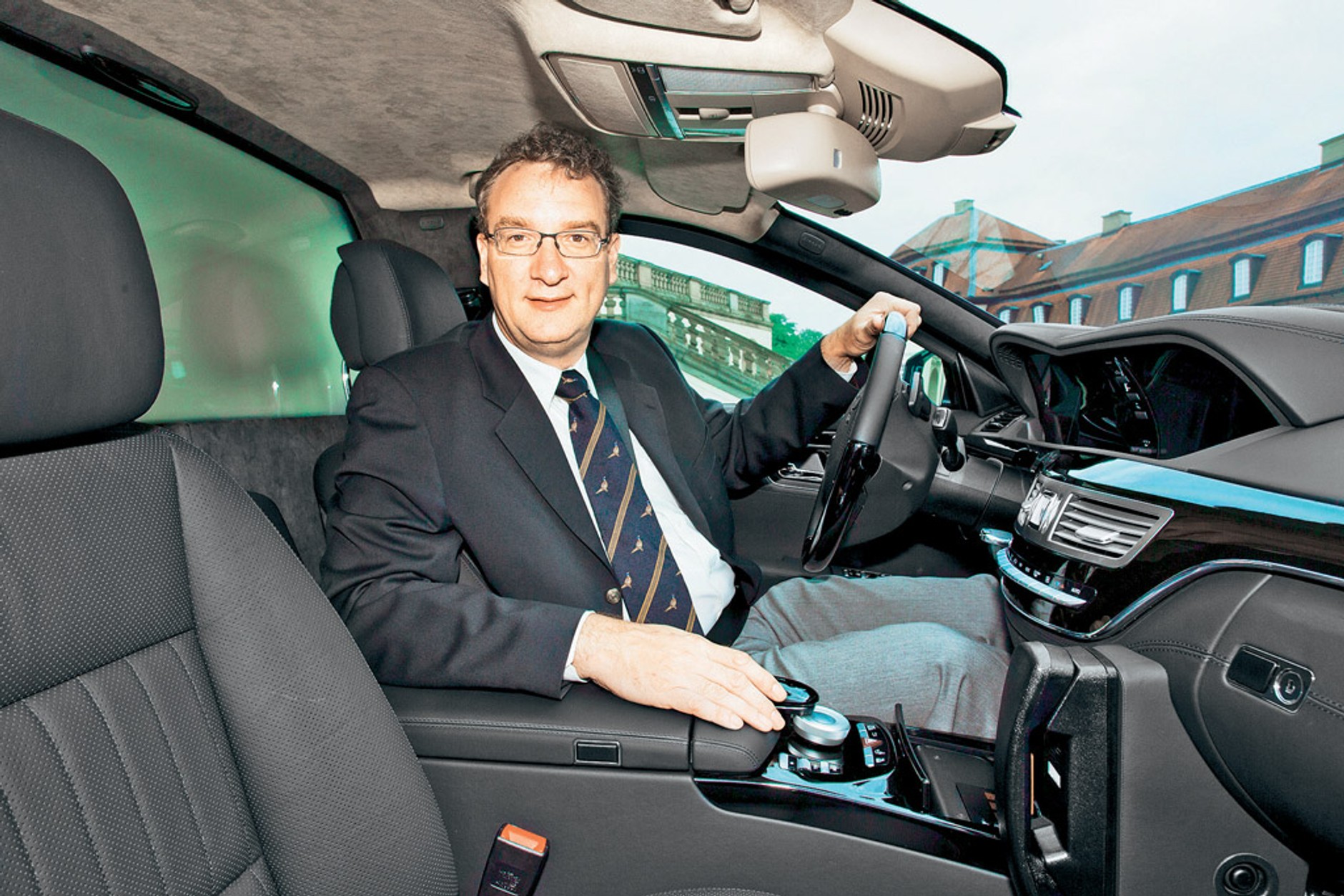 Mercedes S 600 Pullman Guard: Więcej Mercedesa mieć nie można!