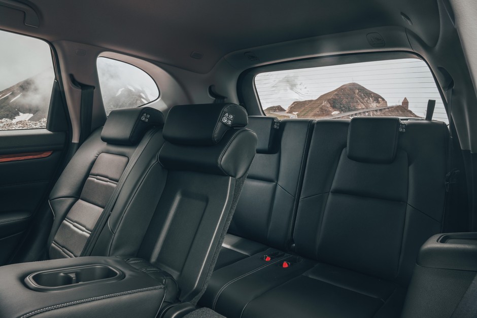 16. Honda CR-V – cena od 117 900 zł. Wersja 7-miejscowa dostępna tylko w odmianie Lifestyle (od 166 300 zł) z silnikiem benzynowym.