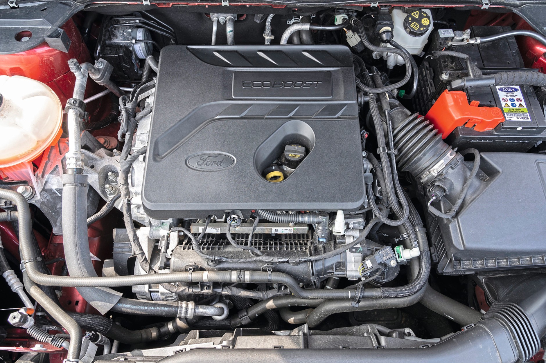 Silniki Ecoboost z paskiem rozrządu pracującym w oleju nie znoszą zaniedbań serwisowych.