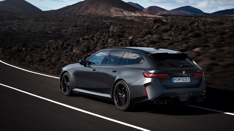 2025 BMW M5 Touring