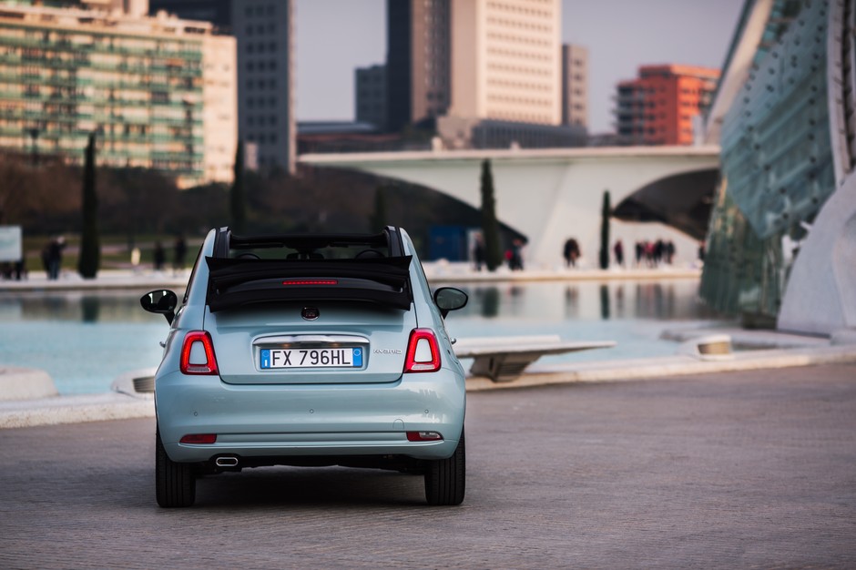 Nowe miękkie hybrydy w ofercie Fiata: Panda i 500 Mild Hybrid