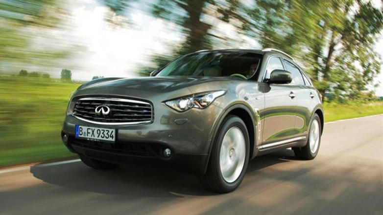 Infiniti FX30d - Bogaci też chcą oszczędzać!