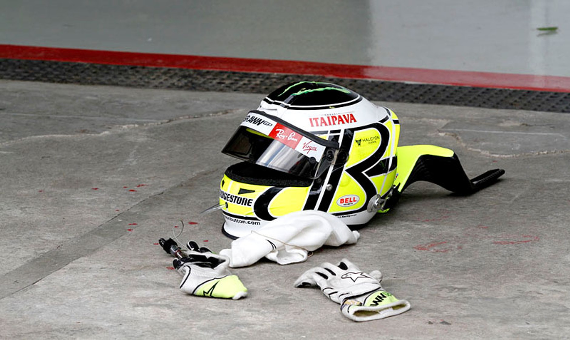 Grand Prix Brazylii 2009: Jenson Button mistrzem świata - fotogaleria Jiří Křenek