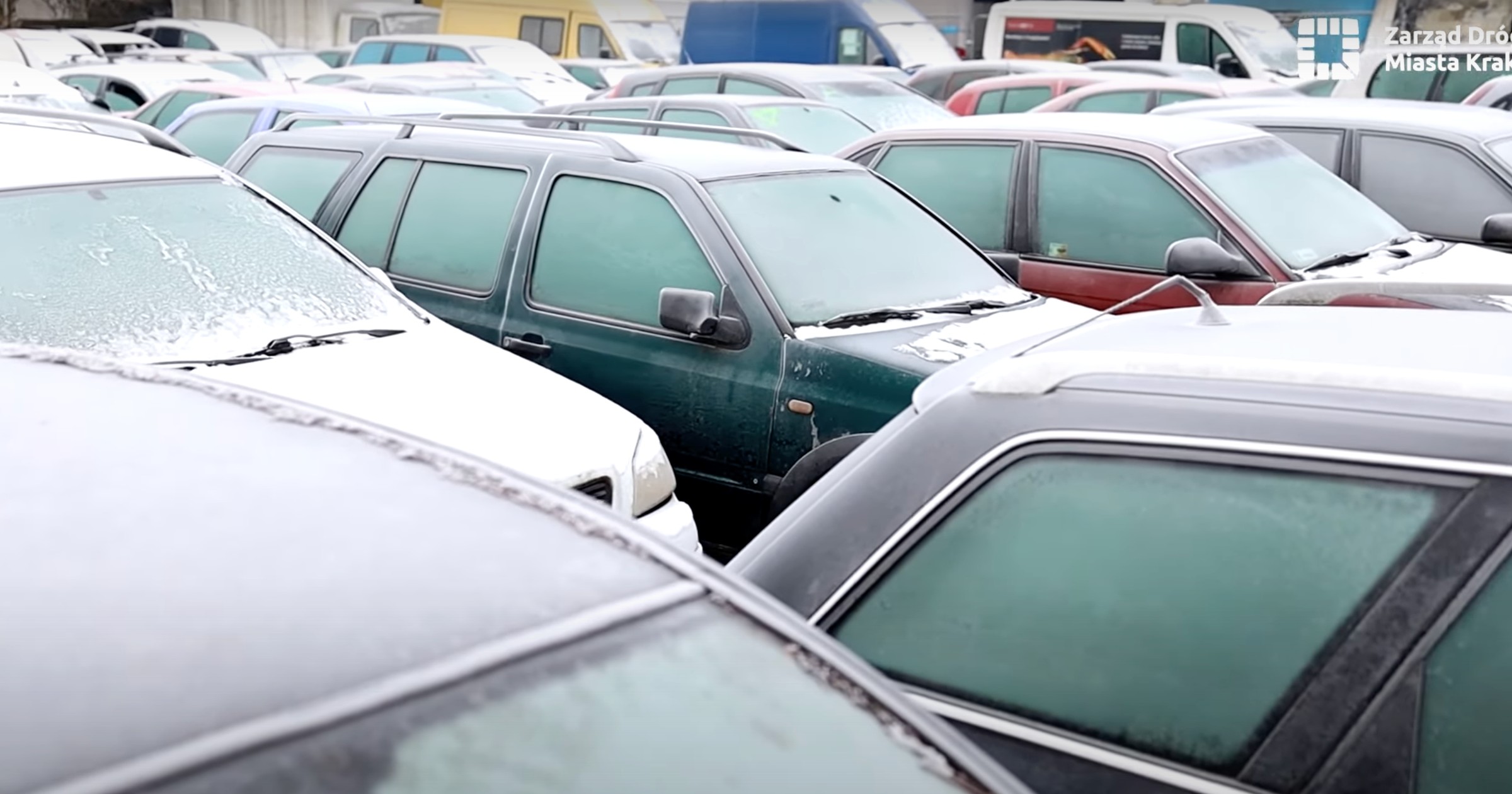W Krakowie sprzedano 41 spośród 44 wystawionych na licytację aut