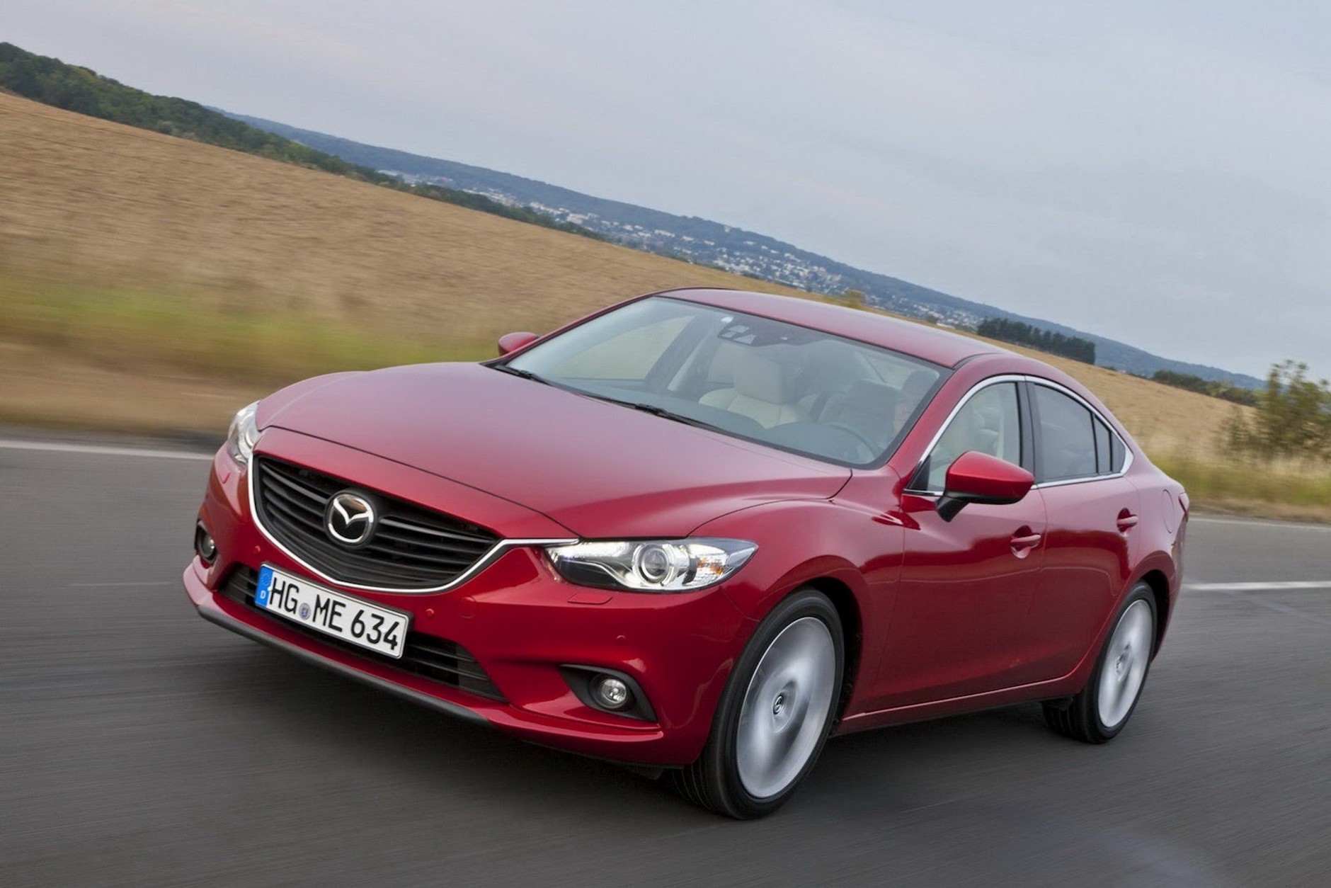 Wiemy jak jeździ nowa Mazda 6: nareszcie ma to coś!