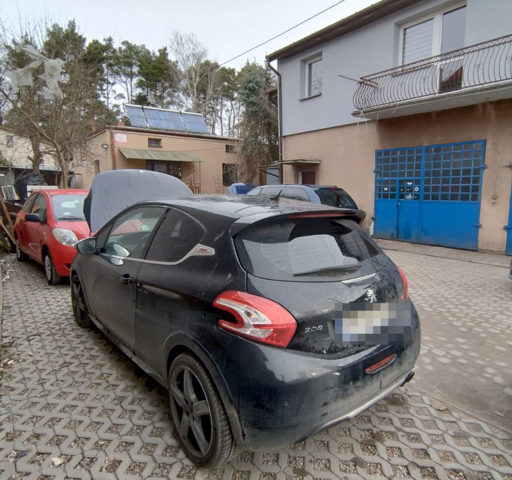 Skradziony Peugeot znaleziony cały i zdrowy przez grupę "Kobra"