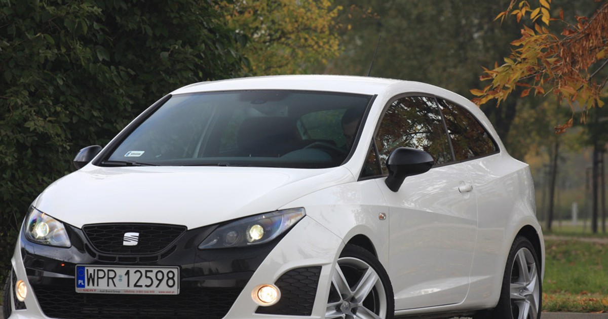 Seat Ibiza Bocanegra: Cupra  z czarnym "dziobem"