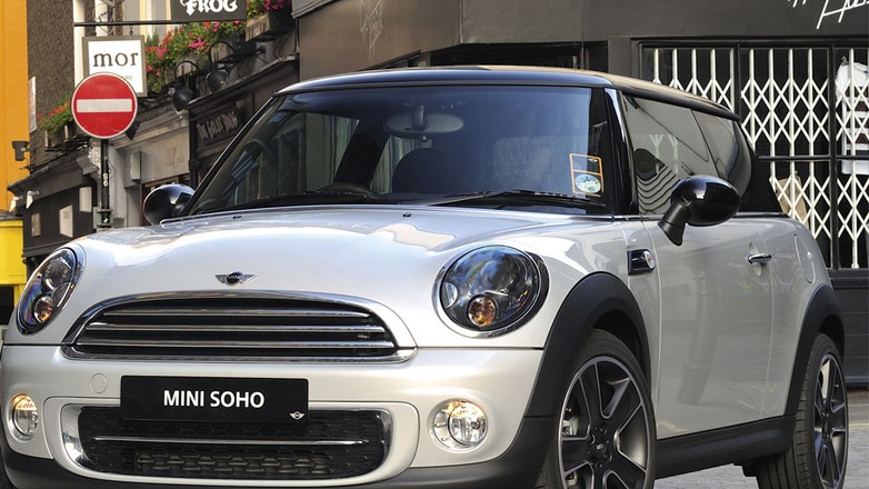 Kosmopolita Mini nadjeżdza w limitowanej edycji Soho