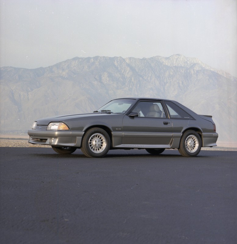 Ford Mustang III