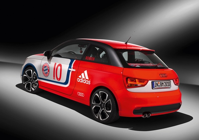 Audi A1 fajnie oblepione. Co na to Justin Timberlake?