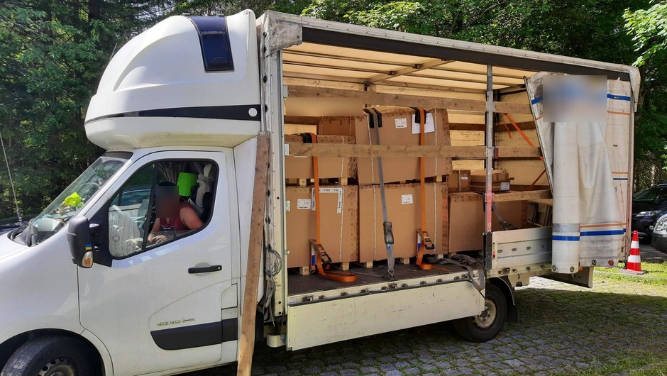Bus pełen broni zatrzymany w Niemczech. Miał polskie tablice
