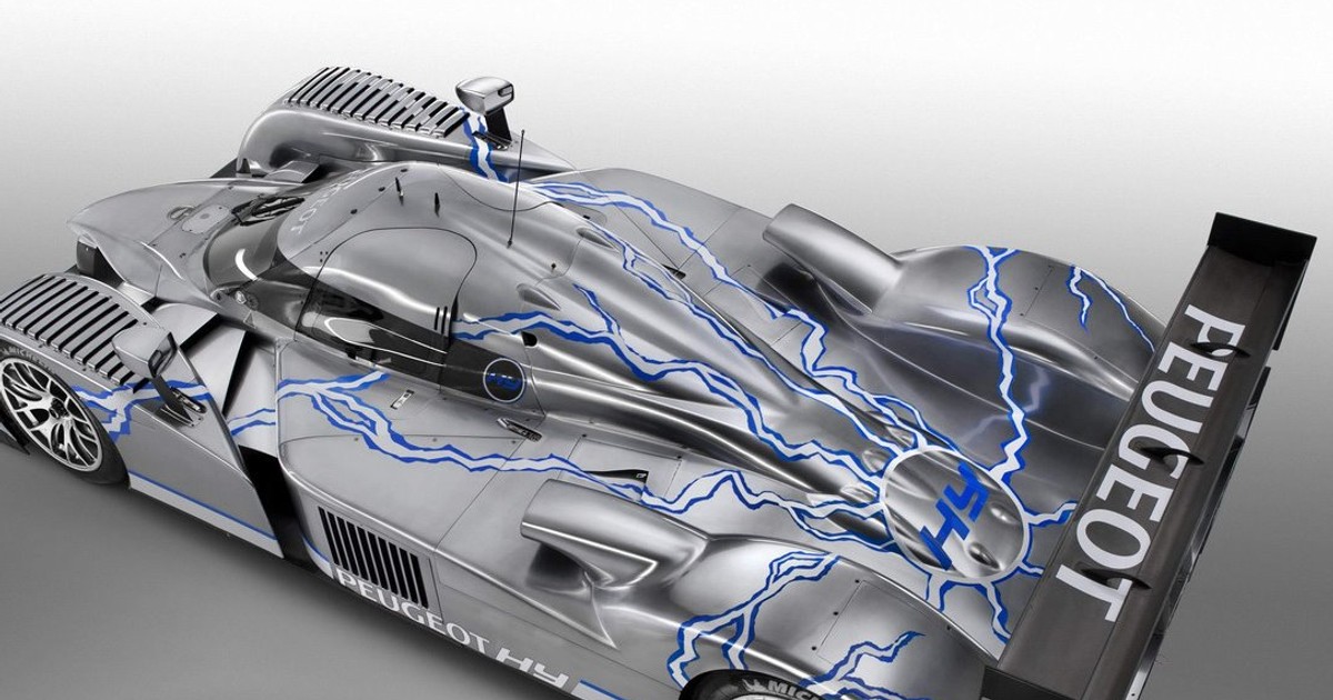 Peugeot 908 HY - hybrydowy bolid z dieslem