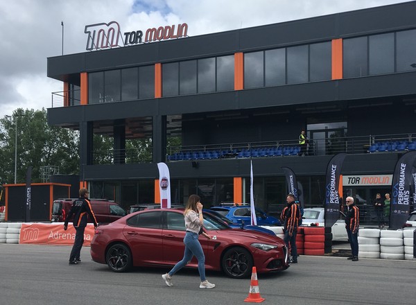 FCA Performance Day – duża dawka adrenaliny na Torze Modlin